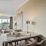 No.1 3*